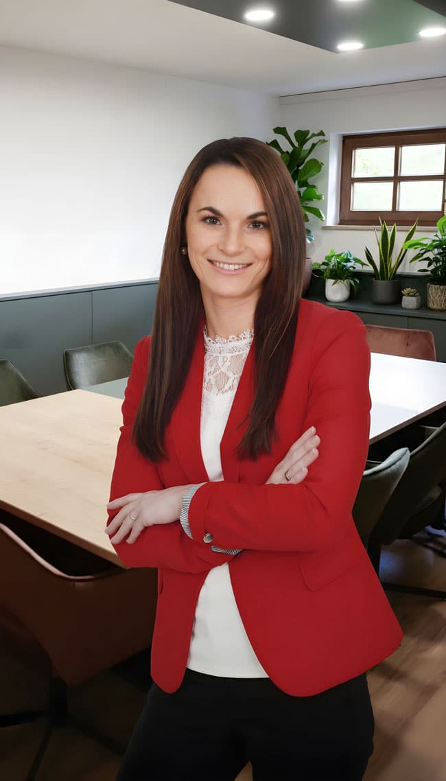 Steuerberaterin Sabine Zillinger von der Steuerkanzlei Zillinger in Vilshofen an der Donau